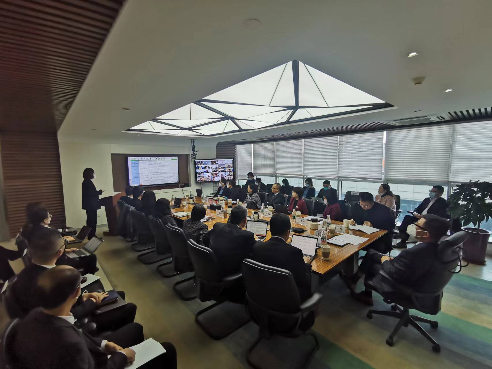 王冠一董事长在rb88随行版集团2023年工作会议上的讲话